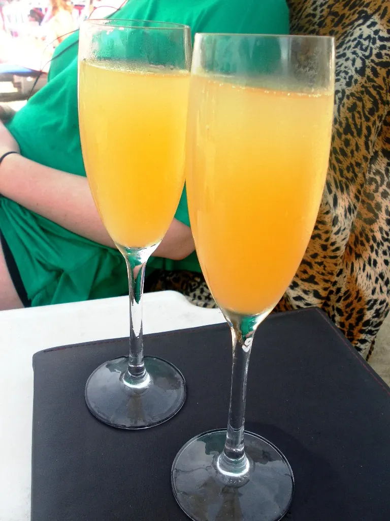 Buck's Fizz